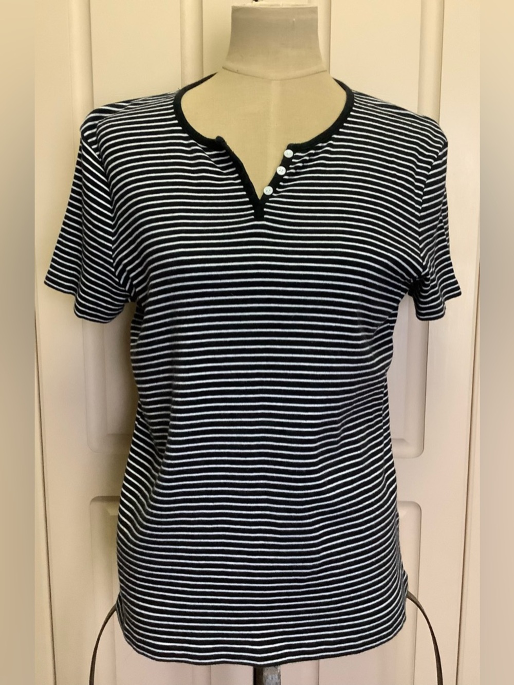 Jones New York Sport Shirt Top-Black White Stripes-Short Sleeve-Button-Cotton-XL